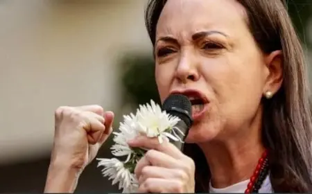 منح جائزة نوبل للسلام للمعارضة الفنزويلية ماريا كورينا ماتشادو تكريمًا لنضالها من أجل الحرية والديمقراطية