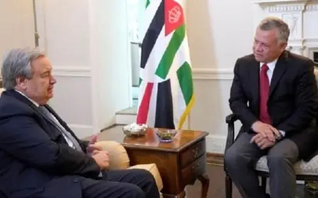العاهل الأردني يدعو إلى تعزيز الجهود الإنسانية والعاجلة لدعم غزة