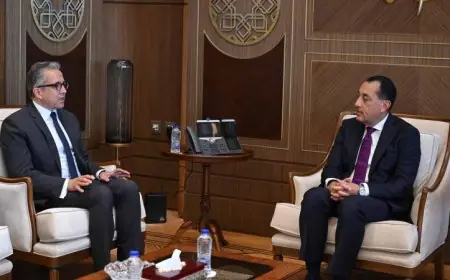 رئيس الوزراء يرحب بخالد العناني المدير العام الجديد لمنظمة اليونسكو