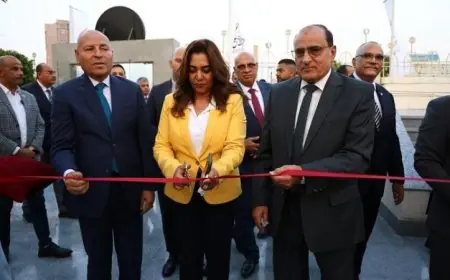 وزيرة التنمية المحلية تدشّن مشروع تطوير حديقة المسلة التراثية في الزمالك