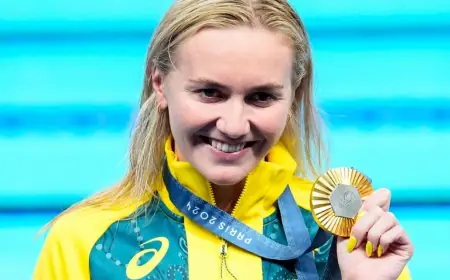أريارين تيتموس السباحة الأسترالية تخطف الأنظار بقرار اعتزالها المبكر