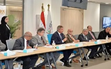 انطلاق أولى جلسات اللجنة الرئيسية لتطوير الإعلام تحت قيادة المهندس خالد عبدالعزيز