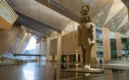 استكشاف استخدام الذكاء الاصطناعي في المتحف الكبير لتحسين تجربة عرض الآثار