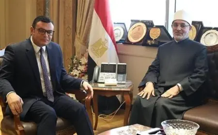 مفتي الجمهورية ووزير الإسكان يناقشان تخصيص مقرات لدار الإفتاء في المدن الجديدة لتعزيز الخدمات الدينية