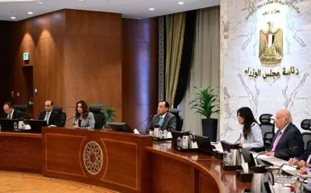 رئيس الوزراء يعزز جهود تعزيز السياحة على مسار العائلة المقدسة