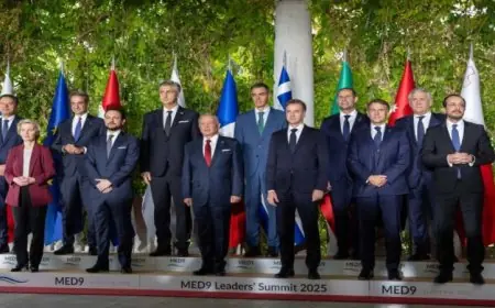 الملك الأردني يناشد التعاون لضمان التزام كافة الأطراف باتفاق إنهاء النزاع في غزة