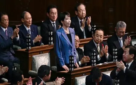 ساناي تاكايتشي تسجل تاريخ اليابان كأول امرأة تتولى رئاسة الحكومة