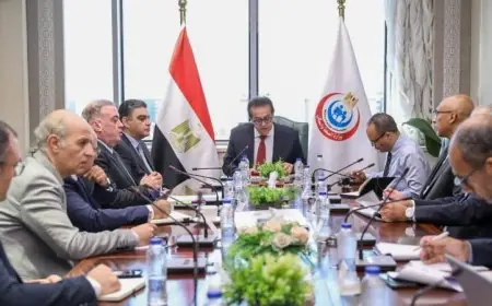 وزير الصحة يتابع نتائج زيارته الرسمية للصين في اجتماع حاسم