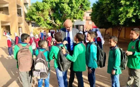 صور وزير التعليم يؤكد أهمية المتابعة الميدانية في تقييم الاحتياجات التعليمية