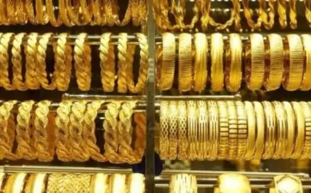 سعر الذهب ينخفض مجددًا اليوم الثلاثاء 21 أكتوبر 2025 عيار 21 كم أصبح
