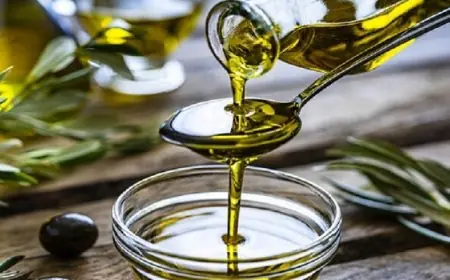 اكتشف فوائد زيت الزيتون البكر في تخفيف الألم بشكل طبيعي
