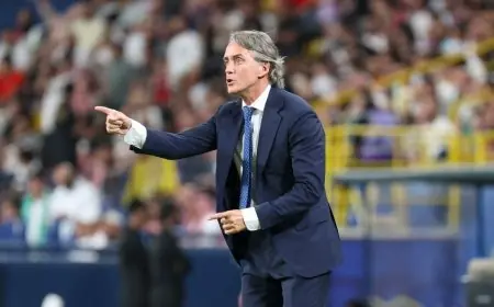 نوتنغهام يبحث عن مدرب السعودية السابق لتولي مسؤولية الفريق خلفا لبوستيكوغلو