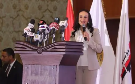 وزيرة التضامن الاجتماعي تحتفل بذكرى مئة عام على تأسيس مؤسسة روز اليوسف الصحفية