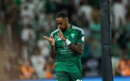 إيفان توني يتألق في هجوم أهلي جدة أمام الشباب في دوري روشن