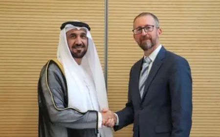 رئيس البرلمان العربي يطالب دول العالم بتعزيز جهود الأونروا لدعم حقوق اللاجئين