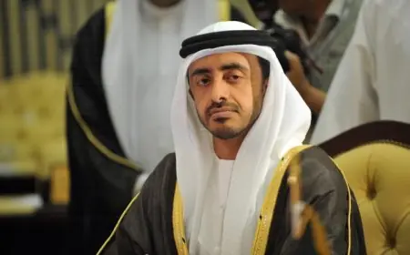 وزير الخارجية الإماراتي يتحدث مع نظيره الروسي حول أحدث التطورات في الشرق الأوسط