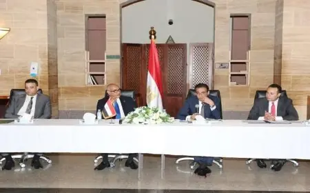 مساعد وزير الخارجية يلتقي بأبناء الجالية المصرية في جدة لتعزيز العلاقات والتواصل