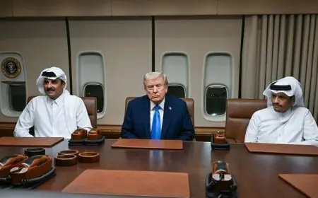 ترامب يجتمع بأمير قطر ورئيس وزرائها خلال زيارته للدوحة في رحلته إلى آسيا