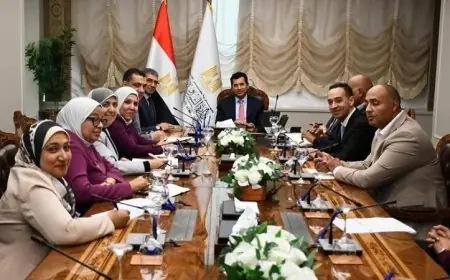 صبحي يطلق برنامجا متكاملا لزيارات الشباب إلى سيناء تماشيا مع توجيهات الرئيس