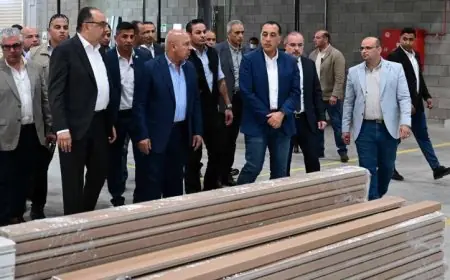 رئيس الوزراء يدشن مصنع بونالو للصناعات البلاستيكية والخشبية لتعزيز الاقتصاد المحلي
