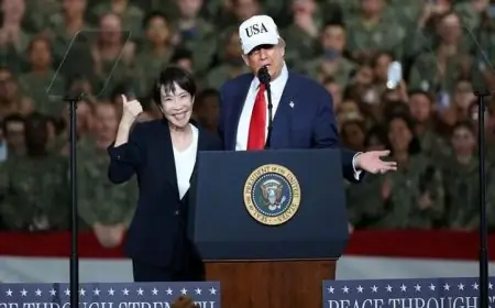 ترامب يزور القاعدة البحرية الأمريكية في يوكوسوكا اليابانية لتعزيز العلاقات العسكرية