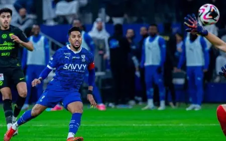 سالم الدوسري يتصدر قائمة هدافي كلاسيكو الهلال والاتحاد بمهارة استثنائية