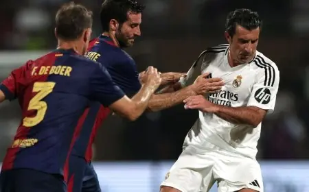 فيغو يتنبأ بنتيجة الكلاسيكو ويندهش من اختيار زيدان لمهنة التدريب