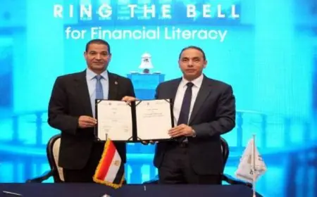 برايتون يمدد عقد حارس مرماه جيسون ستيل حتى صيف 2027 لتعزيز خط الدفاع