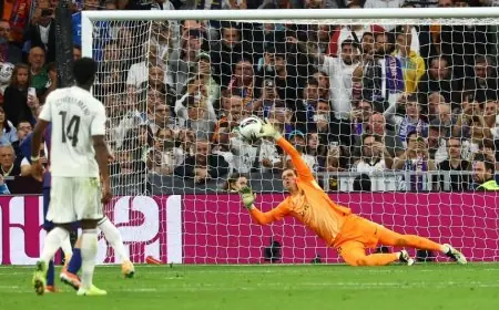 ريال مدريد يتفوق على برشلونة بهدفين لمبابي وبيلينغهام في كلاسيكو مثير