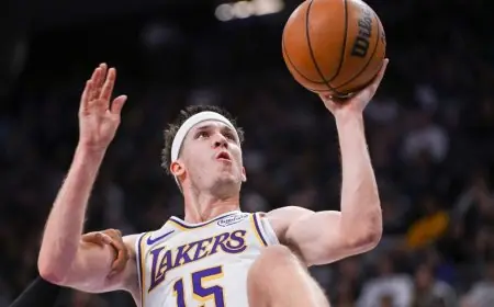 ريفز يحقق أعلى رصيد نقاط في مسيرته ويقود ليكرز إلى الفوز المثير