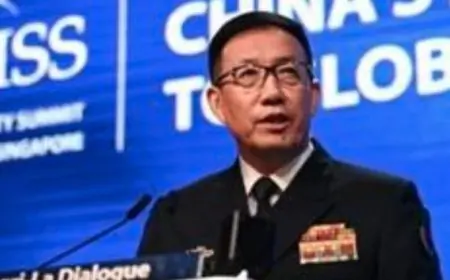 وزير الدفاع الصيني يعقد اجتماعات هامة مع نظيره الأمريكي في ماليزيا