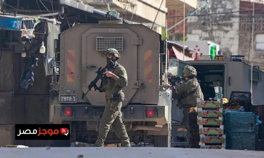 مواجهات عنيفة في نابلس بين قوات الاحتلال والمستوطنين يقتحمون البلدة القديمة في فلسطين