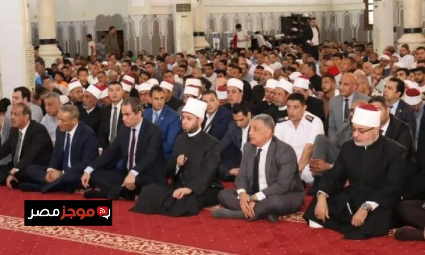 صور حصرية للأزهري وعياد والمسلماني أثناء وصولهم إلى مسجد أبي بكر في الإسماعيلية