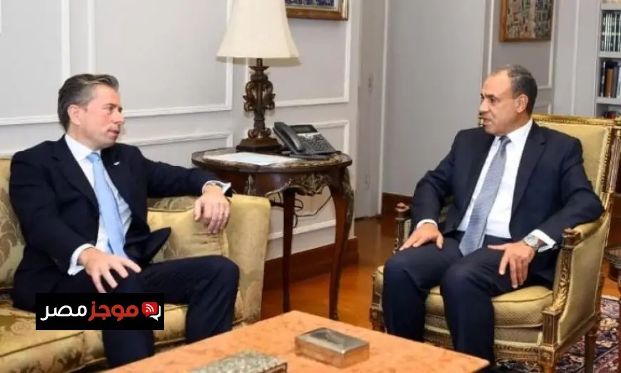 وزير الخارجية يستضيف وكيل الأمين العام للشئون الإنسانية في زيارة هامة