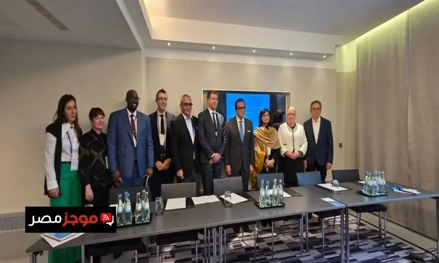 وزير الصحة يعقد اجتماعاً مهماً مع رئيس مكتب أفريقيا لمجموعة ميرك لتعزيز التعاون والشراكة