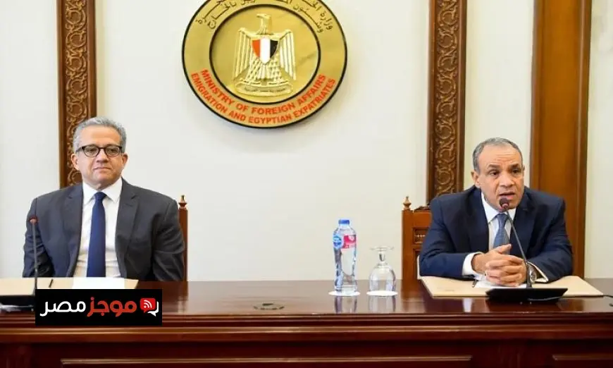 وزير الخارجية يرحب بالعناني عقب انتخابه مديرا عاما لليونسكو