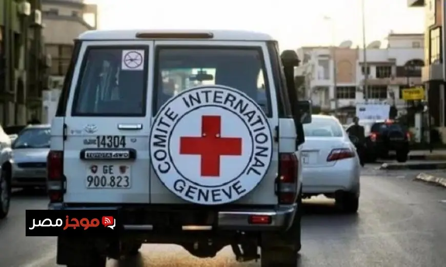 الصليب الأحمر في دير البلح يجهز لاستقبال الأسرى الفلسطينيين في إطار صفقة الإفراج