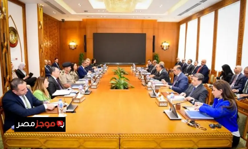 وزير الخارجية يقود الاجتماع الخامس للجنة العليا الدائمة لحقوق الإنسان لتعزيز المبادئ العالمية