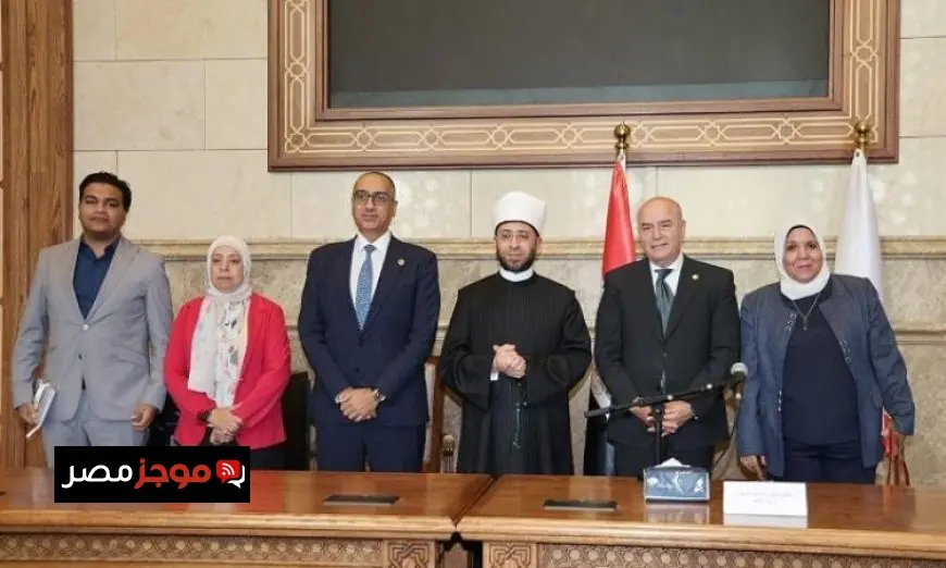 وزير الأوقاف يستقبل وفد شباب البرلمان العربي في المركز الثقافي الإسلامي لتعزيز التعاون الثقافي