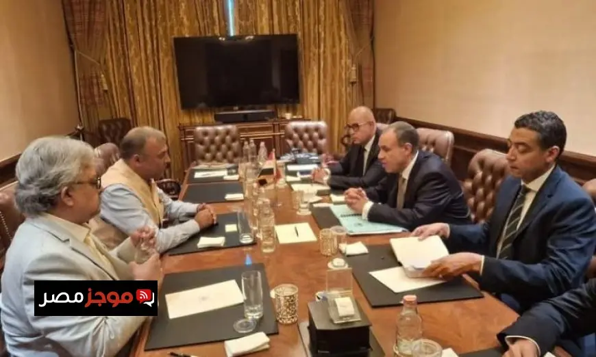 وزير الخارجية يلتقي رئيس Ocior Energy لتعزيز التعاون في مجال الطاقة المتجددة في نيودلهي