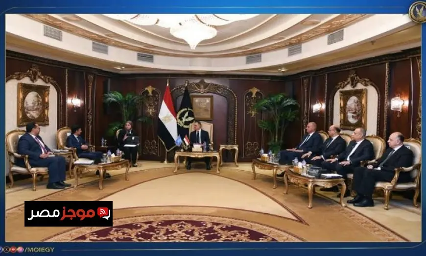 وزير الداخلية يناقش تعزيز التعاون مع المستشار الشرطي للأمم المتحدة
