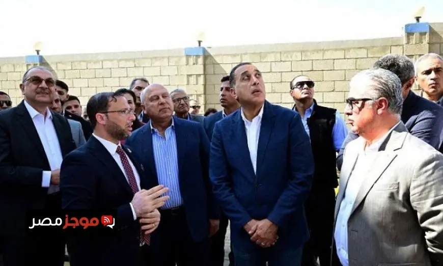 رئيس الوزراء يزور المنطقة الصناعية بالسخنة لافتتاح مشاريع جديدة وتفقدها