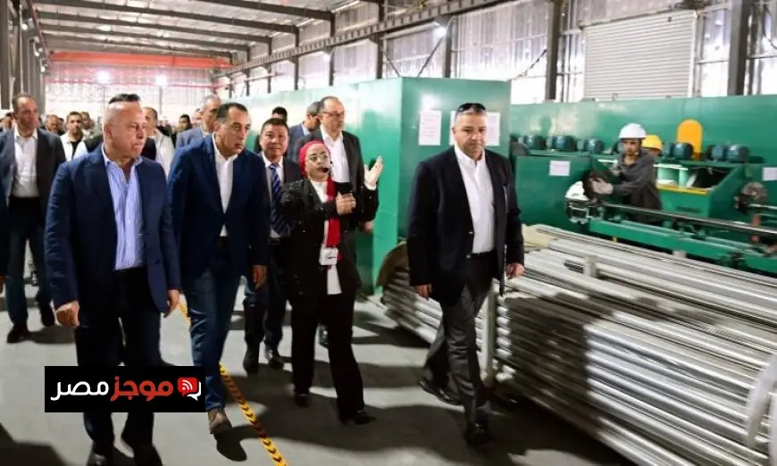 رئيس الوزراء يطلق مصنع تشينج شان لتصنيع المواسير الصلب والأثاث في خطوة لتعزيز الصناعة المحلية