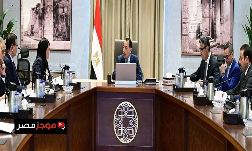 رئيس الوزراء يؤكد التزام الحكومة بضمان توافر مستدام للسلع الاستراتيجية في الأسواق