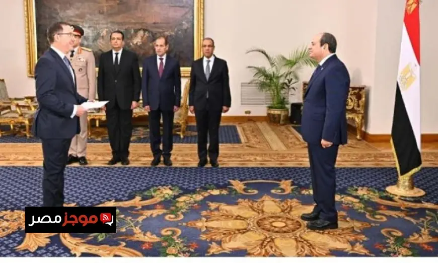 سفير بريطانيا يؤكد دور مصر الحيوي كوسيط رئيسي لإيصال المساعدات إلى غزة