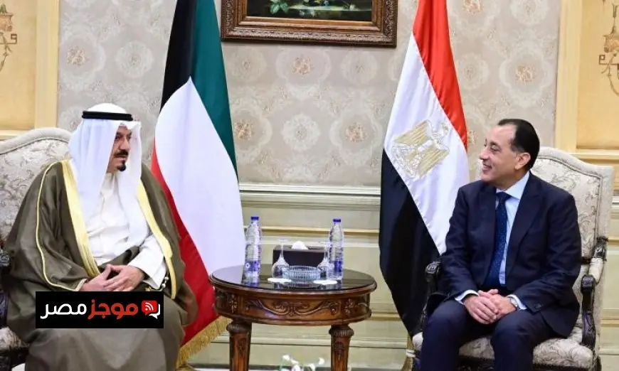 استقبال رئيس الوزراء لنظيره الكويتي في مطار القاهرة الدولي يعزز العلاقات الثنائية