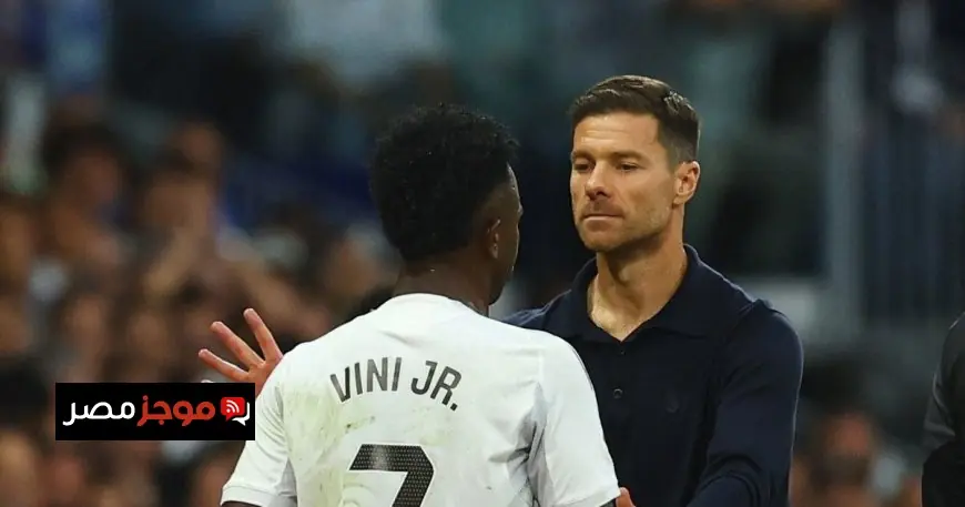 فينيسيوس يدرس بجد إمكانية الرحيل مع دعم كامل من ريال مدريد لتشافي ألونسو