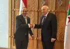 وزير الخارجية يناقش تعزيز العلاقات الثنائية مع نظيره الجزائري والقضايا المشتركة