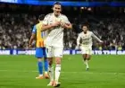 كاريراس يحتفل بتسجيل أول أهدافه مع ريال مدريد في شباك فالنسيا