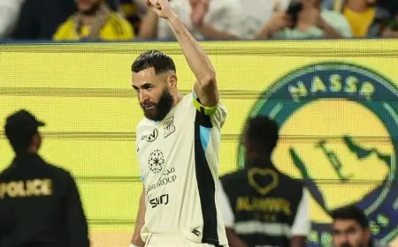 الاتحاد يتجاوز النصر بعشرة لاعبين ويتأهل إلى ربع نهائي كأس الملك